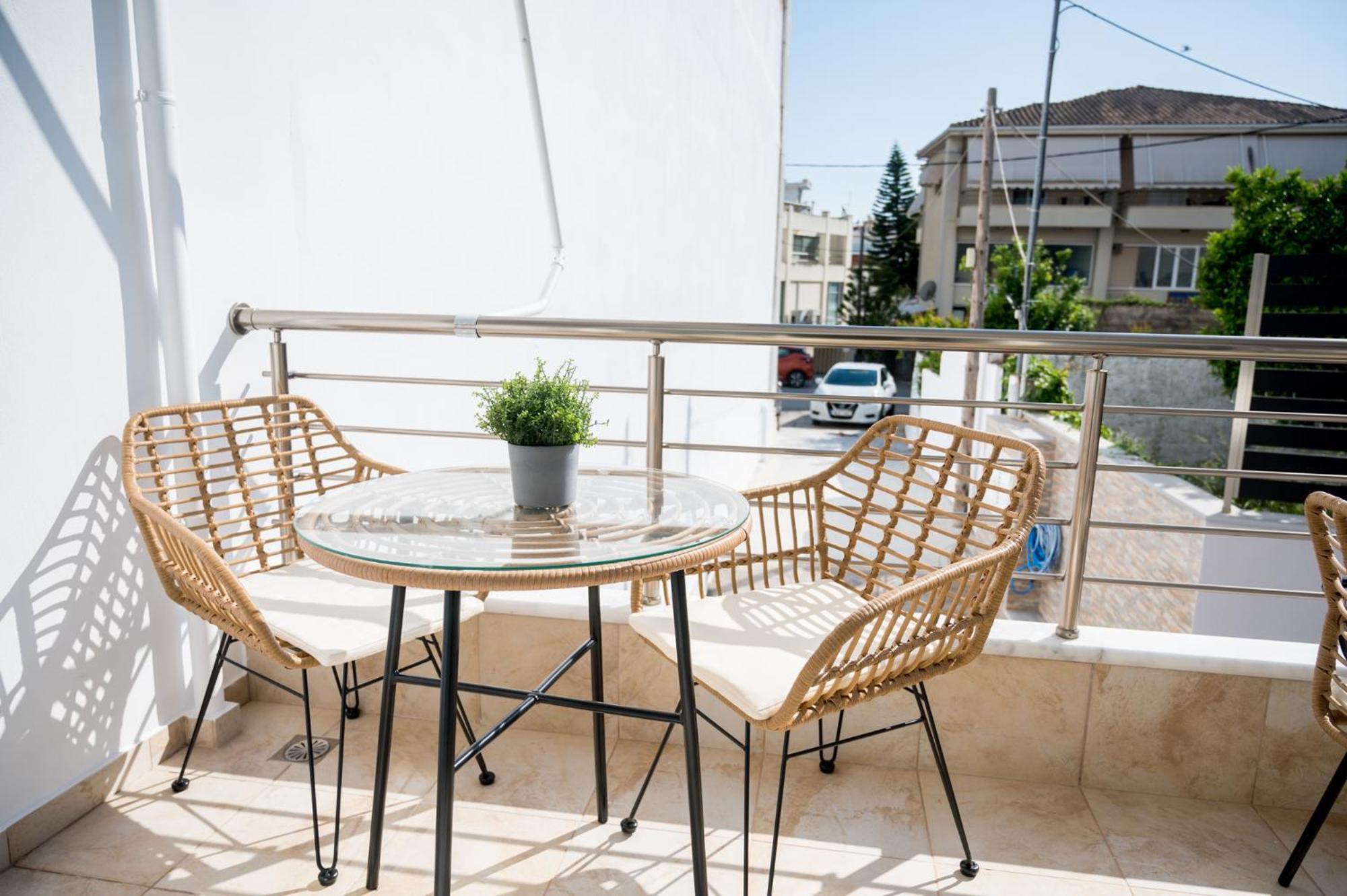Meda Apartments Preveza Eksteriør bilde